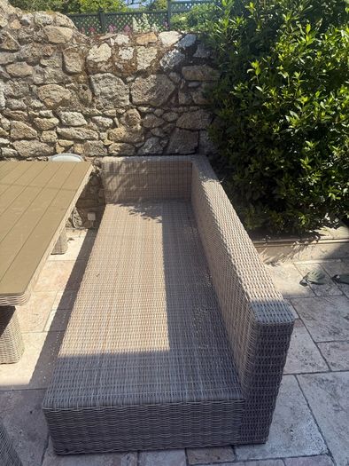 10 seater rattan garden set with dark navy cushions