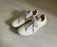 White Converse Runners UK5