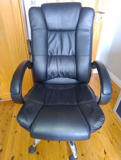 swivel chair (ideal for gaming)