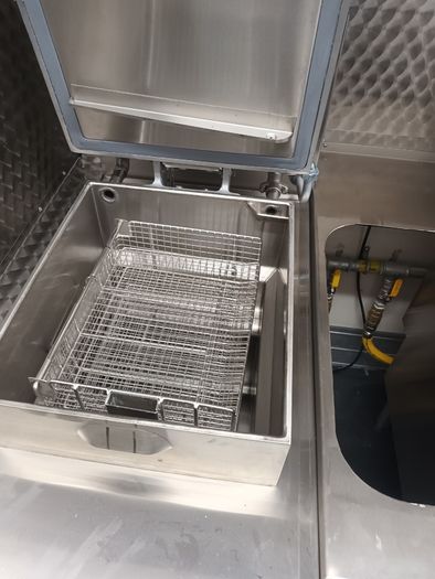 Pressure fryer
