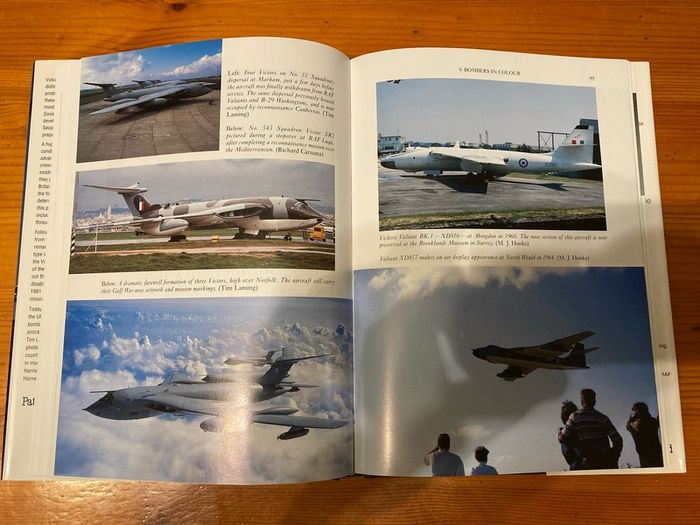 Military book:'V-Bombers'