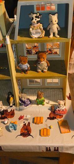 Sylvanian families grand hotel