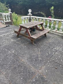 garden bench