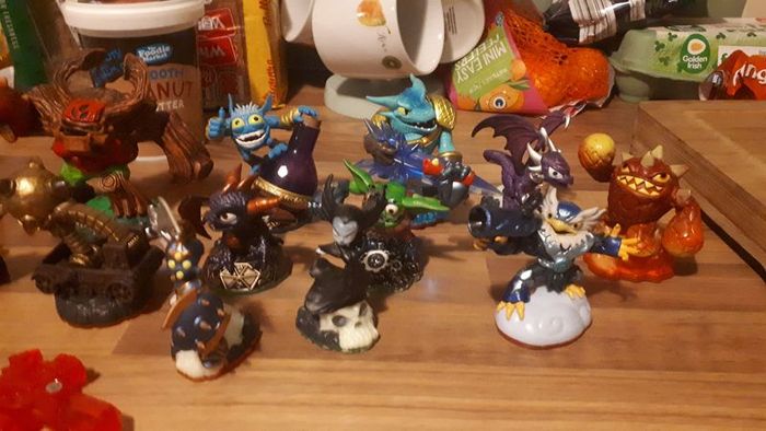 skylander figures