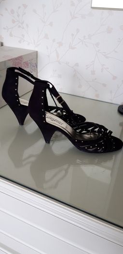 Ladies Sandals