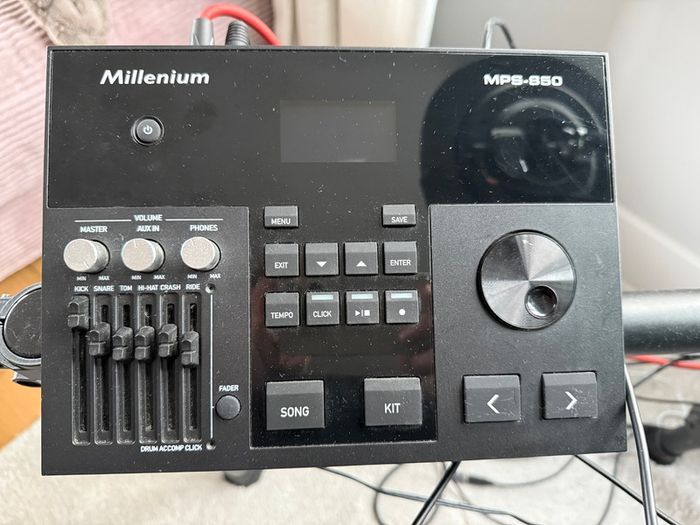 Millenium MPS-850 Electronic Drum Kit - All Mesh Heads, Full Rack