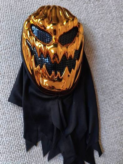 Halloween mask