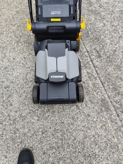 Electric Lawnmower and Strimmer (Titan)