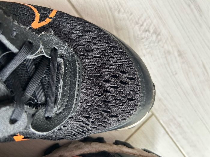 Nike D/M/S/X Dimsix black orange boys runners trainers size 4