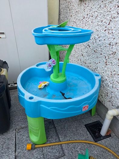 Kids water table
