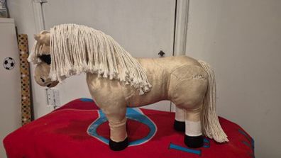 Le Mieux toy ponies