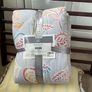 Bnwt grey patterned double Image 9