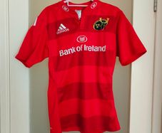Adidas 2015/16 Munster Rugby home jersey
