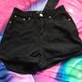 women's shorts Image 2