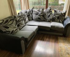 Sofa Set Good Condition