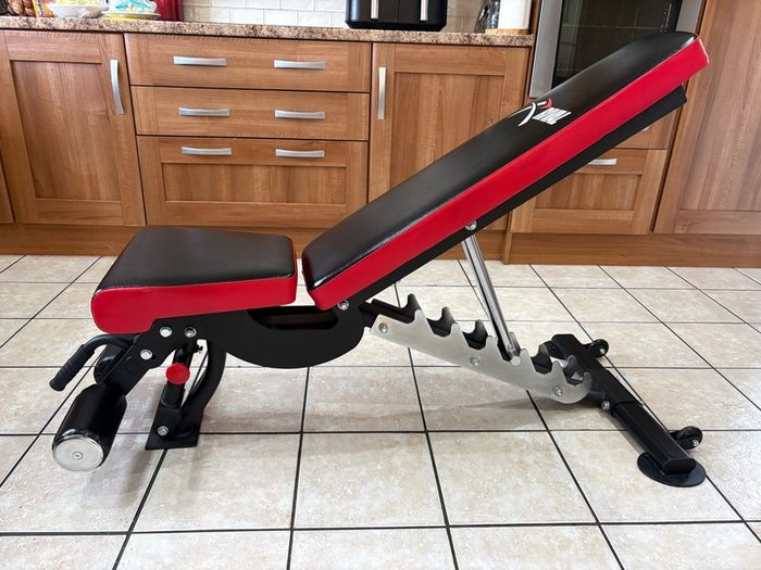 Commercial Heavy Weight Bench, Perfect Condition, Selling 1/2 Original Price!!