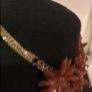 costume necklace Image 3