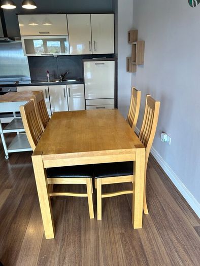 Kitchen table & chairs
