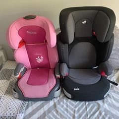 2 car seats