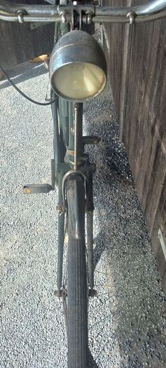 Antique Raleigh Roadster Bicycle  all originals for restoration project all works just needs tyres great original piece for the collection solid bike gears all work too