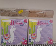 Party invitations Llama