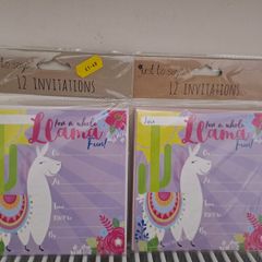 Party invitations Llama