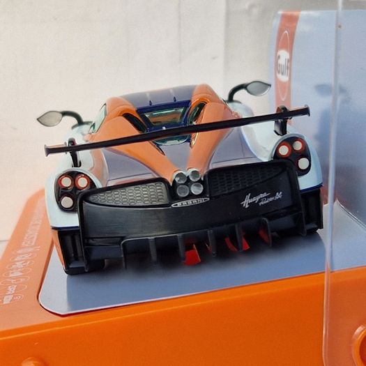 Scalextric Pagani Huayra BC Roadster Slot car ( H4335 C4335 street supercar superslot )
