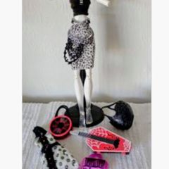 Outfit for Operetta monster high doll