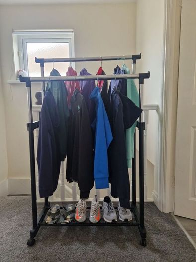 Clothes rack