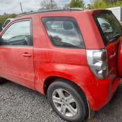Breaking Suzuki Grand Vitara 1.6
