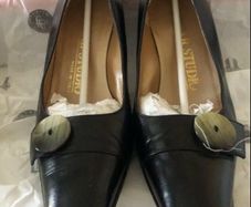 Ladies leather Italian shoes size 3