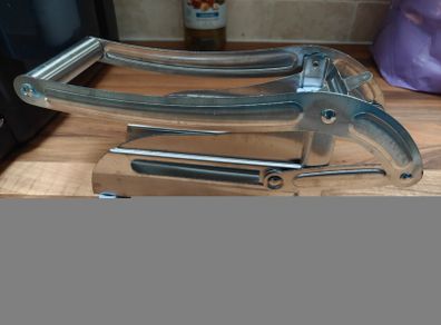 Potato cutter