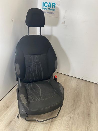 2014 Peugeot 208 Seats Set