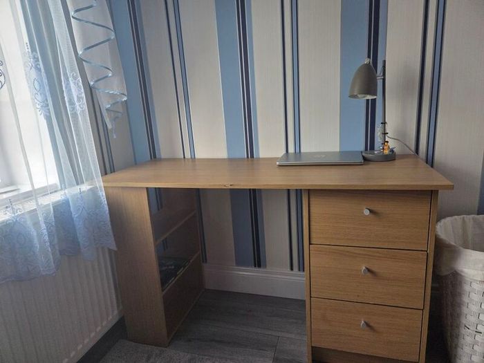 desk
