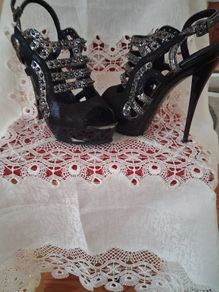 RiverIsland size 4