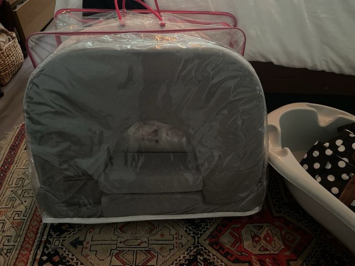 Baby pod, baby bath from Elegance and pregnancy pillow
