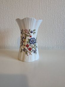 Royal Tara Vase