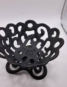 cast iron Small bowl