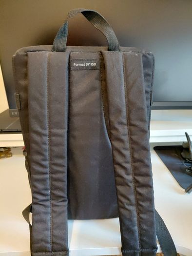 Canon 2000D with 18-55mm lens and bag