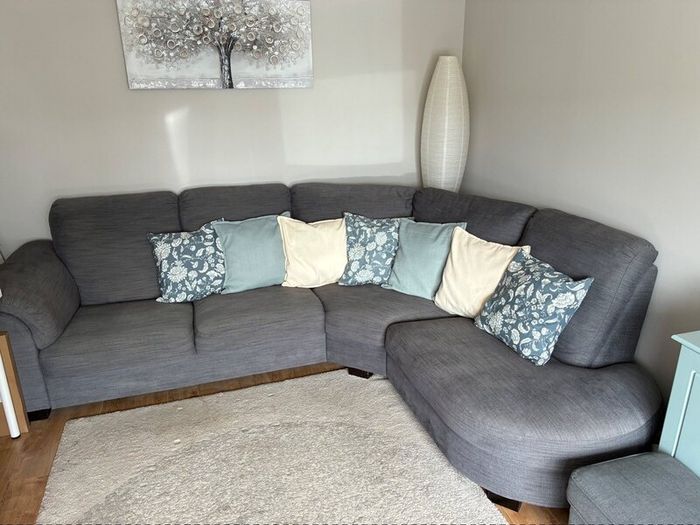 Corner Sofa in excellent condition