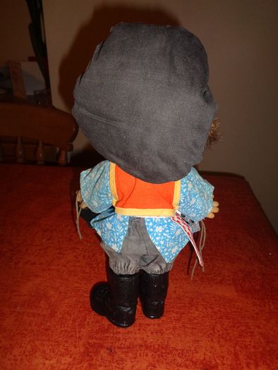 Dolls in Russian Costumes x 2 for Sale