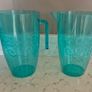 Drink dispenser with jugs Image 10