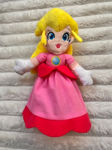Nintendo Super Mario Princess Peach Plush approx. 20 cm. Used Please see photos