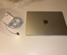 Apple MacBook Air - excellent condition