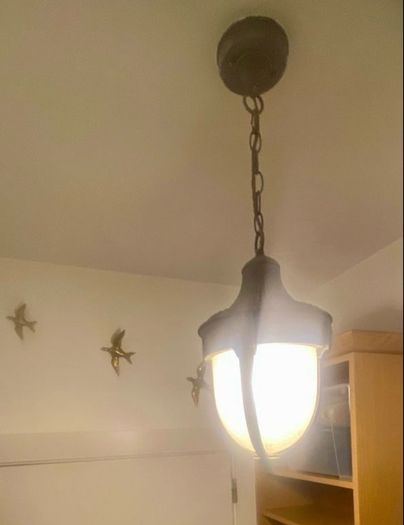 hanging ceiling light (lantern style)