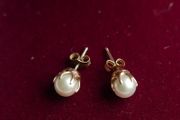 Vintage 14K Yellow Gold Pearl Stud Earrings 1,6g
