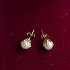 Vintage 14K Yellow Gold Pearl Stud Earrings 1,6g