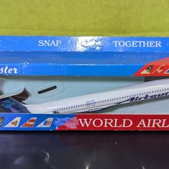 Airtours 1:200 scale model airplane, MD-80 aircraft, made by Wooster