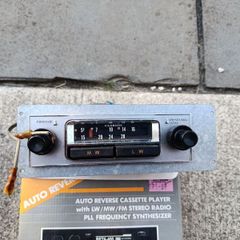 Clarion MW/LW Car Radio model re-702