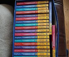 Famous Five 21 book set